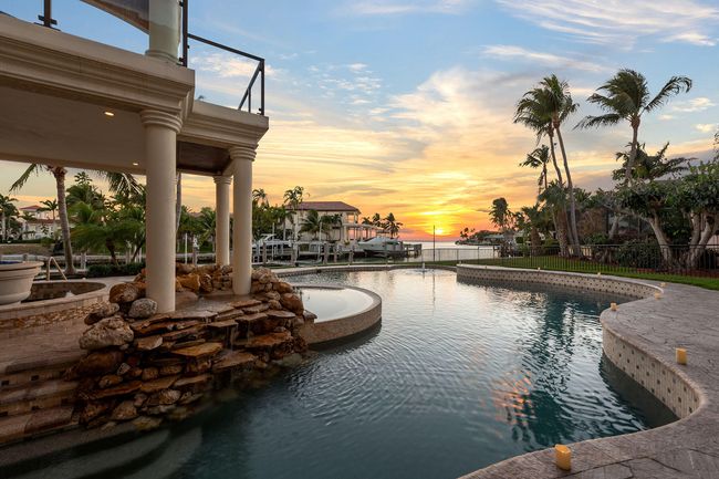 1547 Caxambas Dr, House other with 5 bedrooms, 7 bathrooms and null parking in Marco Island FL | Image 42