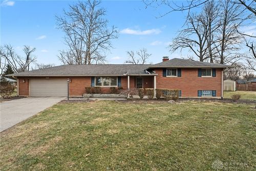 300 Heidi Ct, Washingtn Twp, OH, 45459-1729 | Card Image