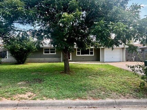 2733 Yale Ave, San Angelo, TX, 76904-5812 | Card Image