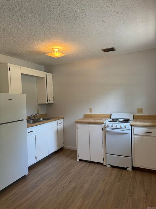 1600 Lane St, White Hall, AR, 71602-3865 | Card Image