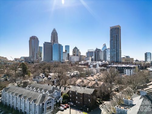 3b-525 N Graham St, Charlotte, NC, 28202-2262 | Card Image