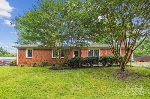 8706 Richardson King Rd, Waxhaw, NC, 28173-7610 | Card Image