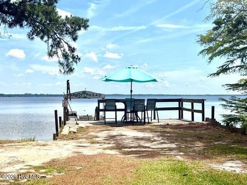 Lt 284-288 Waccamaw Shores Rd, Lake Waccamaw, NC, 28450-2478 | Card Image