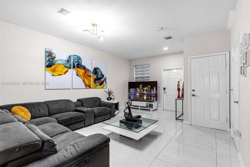 0-23082 Sw 127th Pl, Miami, FL, 33170-6806 | Card Image