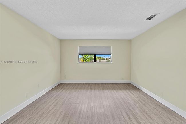 4107 Ne 21 St Ter, Townhouse with 1 bedrooms, 2 bathrooms and null parking in Lighthouse Point FL | Image 18