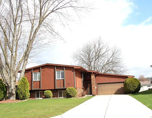 4974 W 87th Pl, Crown Point, IN, 46307-1622 | Card Image
