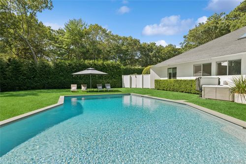 10 Lakewood Ln, Quogue, NY, 11959 | Card Image