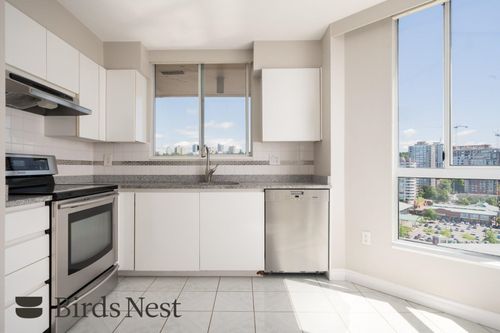 1704-1235 Quayside Dr, New Westminster, BC, V3M6J5 | Card Image