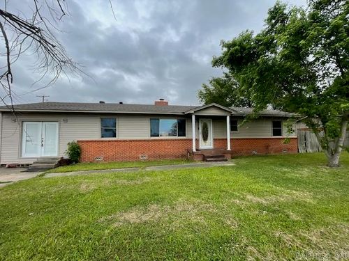 1901 S Buerkle St, Stuttgart, AR, 72160-6505 | Card Image