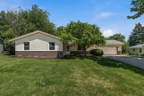 n101w15864 Santa Fe Drive, Germantown, WI, 53022 | Card Image