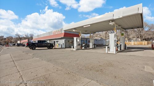 180 W Bridge St, Hotchkiss, CO, 81419-9753 | Card Image