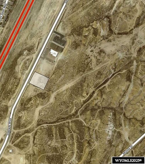 951 Gateway Blvd, Rock Springs, WY, 82901-6791 | Card Image