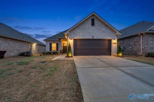 24414 Bekah Ln, Toney, AL, 35773-4911 | Card Image