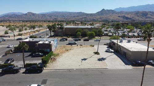 67460 Ramon Rd, Cathedral City, CA, 92234-3306 | Card Image