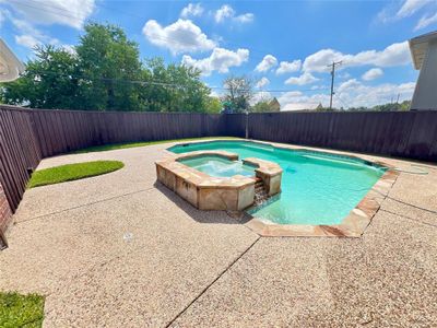 1028 Silverthorn Court, House other with 3 bedrooms, 2 bathrooms and null parking in Mesquite TX | Image 3