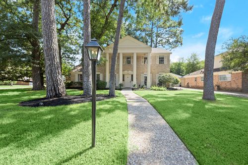 13730 Hambleton Cir, Houston, TX, 77069-2752 | Card Image