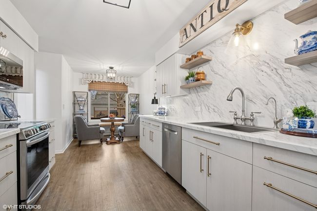 1025 - 982 Longmeadow Ct, Townhouse with 3 bedrooms, 4 bathrooms and 2 parking in Lake Barrington IL | Image 22