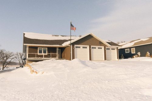 116 W Bay Rd, Lake Park, IA, 51347-1062 | Card Image