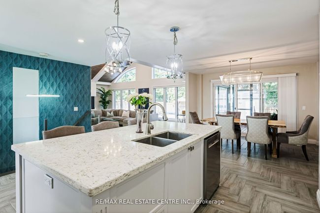 2 Cedar Grove Rd, House other with 6 bedrooms, 4 bathrooms and 6 parking in Mono ON | Image 5