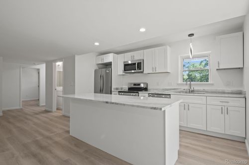 unit-3-34 Cross St, Auburn Hills, MI, 48326-3220 | Card Image