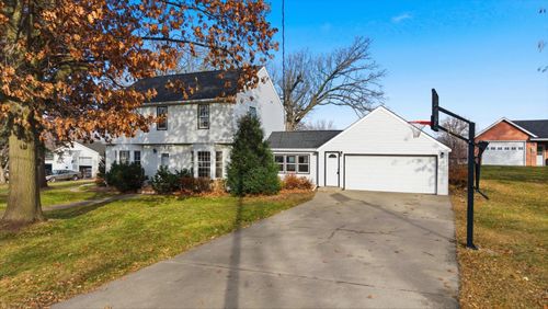 752 2nd St N, Brownton, MN, 55312-9403 | Card Image