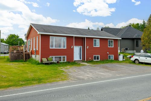 5070 Du Parc St, Fournier, ON, K0B1G0 | Card Image