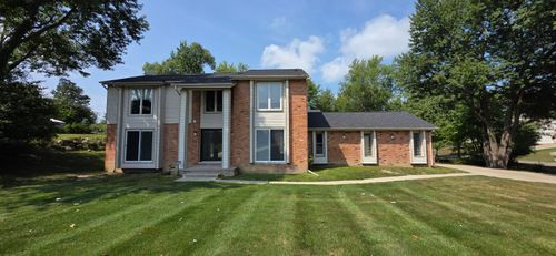 5310 Hauser Way, West Bloomfield, MI, 48323-2421 | Card Image