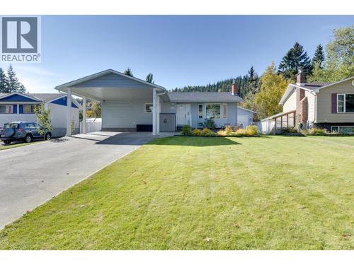 1051 Nelson Cres, Prince George, BC, V2M5A1 | Card Image