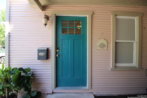 324 E French Pl, San Antonio, TX, 78212-3721 | Card Image
