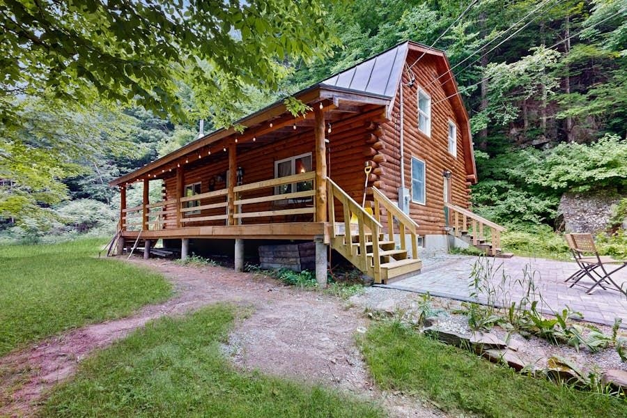 Route 100 , Plymouth, VT 05056