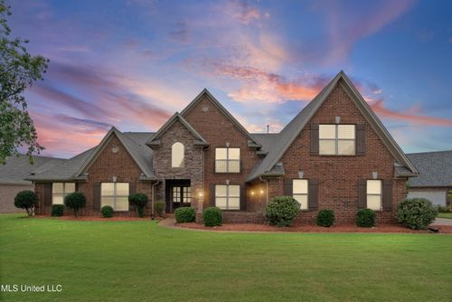 5565 Savannah Pkwy, Southaven, MS, 38672-7520 | Card Image