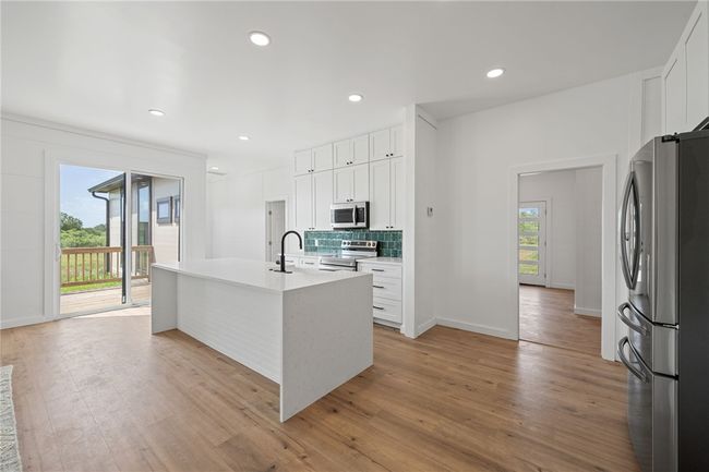 111 Starlight Path, House other with 4 bedrooms, 4 bathrooms and null parking in Red Rock TX | Image 8
