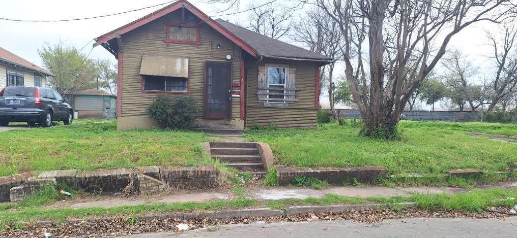 Trezevant St, Dallas, TX 75210