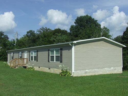 142 Gilbert St, Mcminnville, TN, 37110-5521 | Card Image