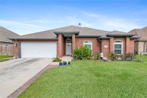 237 Palmer Dr, Portland, TX, 78374-4207 | Card Image