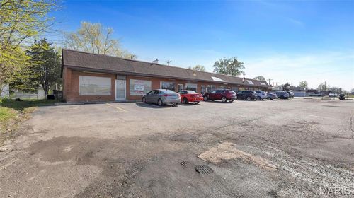 10234 Lincoln Trl, Fairview Heights, IL, 62208-1841 | Card Image
