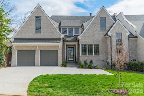 2113 Brandon Cir, Charlotte, NC, 28211-1616 | Card Image