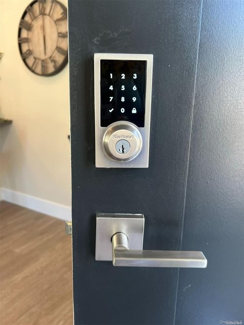 303-1080 New York Ave, Huntington Station, NY, 11746-1205 | Card Image