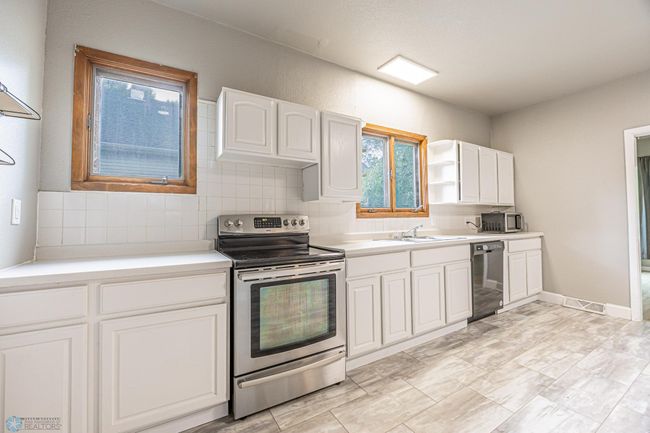 Kitchen | Image 13