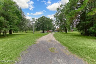 585 Whoa Lane, House other with 3 bedrooms, 2 bathrooms and null parking in Bryceville FL | Image 3