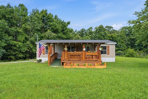 111 Jana Ln, Hohenwald, TN, 38462-2278 | Card Image