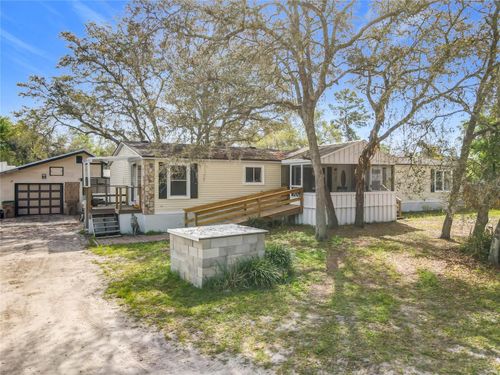 45750 Pine St, PAISLEY, FL, 32767-9040 | Card Image