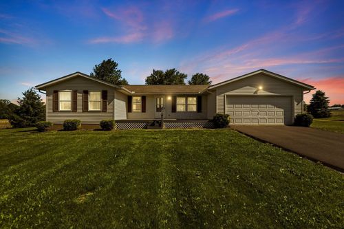 1274 Marion Rd Nw, Utica, OH, 43080-9533 | Card Image