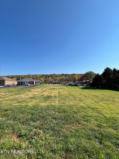 419 N Kentucky St, Kingston, TN, 37763-2628 | Card Image