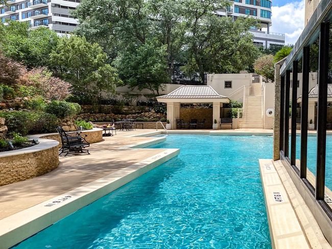 Beautiful landscaped area - pool is heated | Image 19
