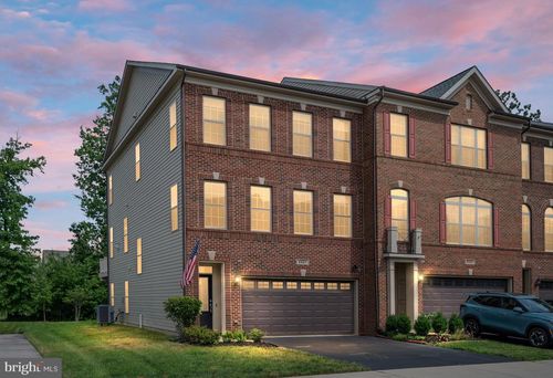 6601 Bartrams Forest Ln, HAYMARKET, VA, 20169-2725 | Card Image