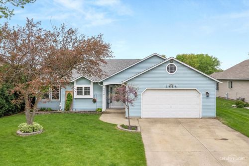 1414 Sandwich Dr, Sandwich, IL, 60548-9289 | Card Image