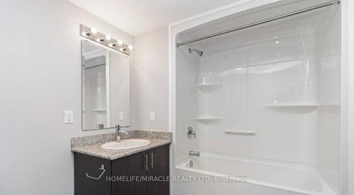 407-275 Larch St, Waterloo, ON, N2L3R2 | Card Image