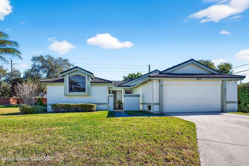597 Pine Forest Ct, Melbourne, FL, 32940-1819 | Card Image