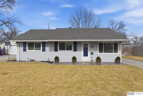 1106 Dorene Blvd, Carter Lake, IA, 51510-1326 | Card Image